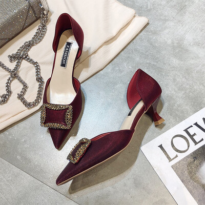 

Spring&summer 2019 Joker new girls hollow Baotou sandals net red rhinestone French high heels women thin heel tip