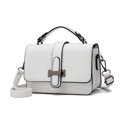 

Female bag 2019 new tide female bag Korean version of the fresh fashion single shoulder Messenger bag PU leather