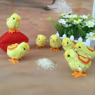 

YIWULAKids Clockwork Wind Up Hopping Toy Chick Christmas Stocking Filler Animal Toys