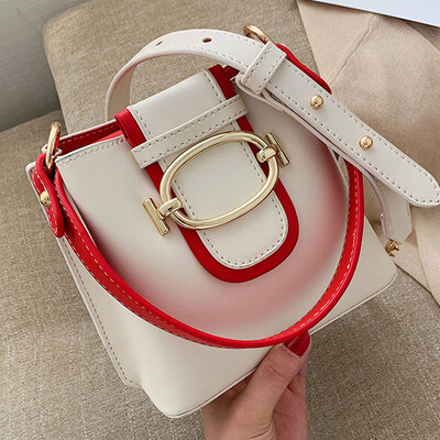 

New womens bag 2019 new Korean version handheld one shoulder bag fashion chain slanted bucket bag tide