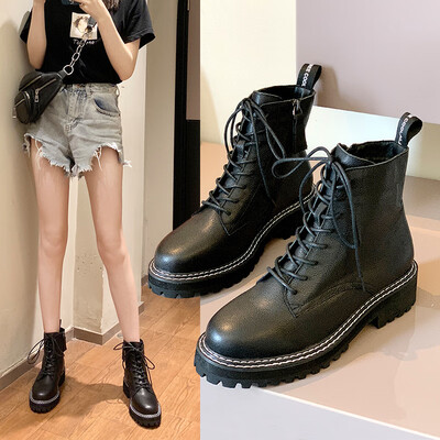 

The first layer of leather Martin boots female new British style black wild leather European stati