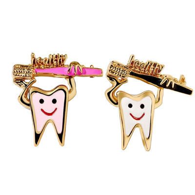 

Pop Cartoon Adorable Teeth Shape Brooches Enamel Health Logo Pins Badge Dentist