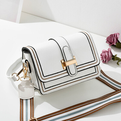 

In summer the fashion&simplicity of the Korean version of ins100 broadband slant bag are simple&simple for the single sho
