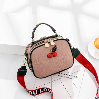 

New Broadband Girls in Summer 2018 Fashion Korean Edition Girls Qingxin Slant Shoulder Fairy Bag