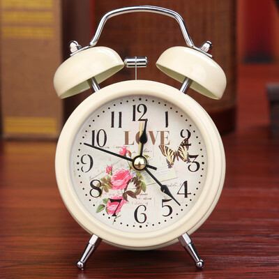 

Gobestart Small Bed Compact Travel Quartz Clock Cute Portable
