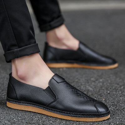 

Summer mens shoes Korean version of British youth leisure trend Joker autumn black Doudou shoes