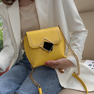 

Ins super fire small bag female 2019 summer new foreign gas ladies messenger bag simple Korean version of the rhombic chain bag