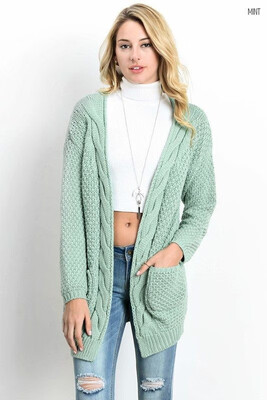 

Medium length long sleeved sweater sweater