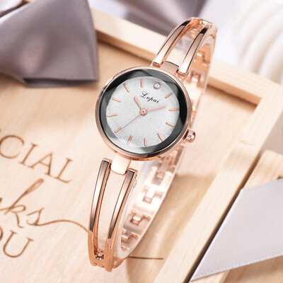 

RM European Beauty Simple Casual Fashion Convex Small Exquisite Bracelet Watch