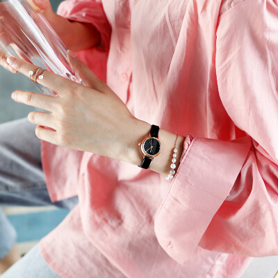 

Korea Joker Inssen Department of Literature&Art Retro chic Simple Belt Cold Wind Student Quartz Watch Female Student