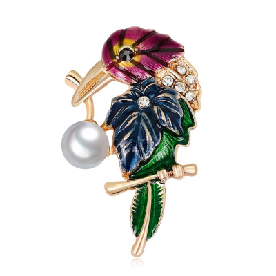 

Hot Enamel Personality Imitation Pearl Parrot Birds Cartoon Brooches Corsage Pins Female Sweater Jewelery Accessory Gifts