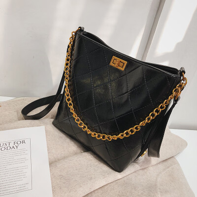 

Broadband small bag female 2019 new Korean version of the rhombic chain bucket bag retro wild shoulder texture Messenger bag