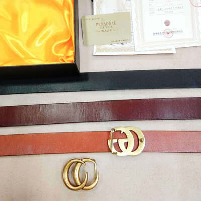 

New womens belt with a wide base of 33 wide with a cowhide leather belt can be arbitrarily matched with a buckle