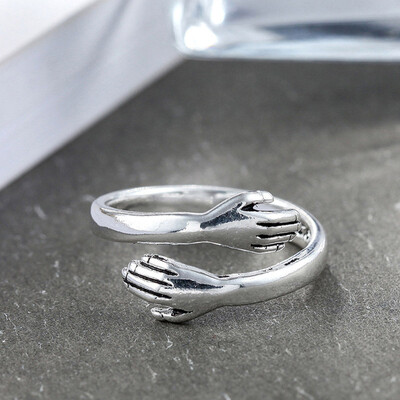 

Fashion Women Creative Hug Ring Give You A Hug Wedding Engagement Couple Rings