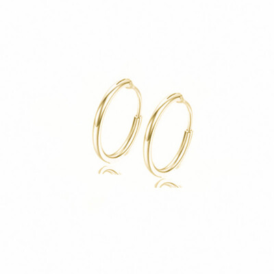 

2017 Exquisite Leaf Vintage Jewelry Beautiful Beautiful Stud Earrings Pen for Women