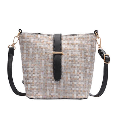 

Woven Flap Bags Women Summer Shoulder Messenger PU Leather Zip Small Bag