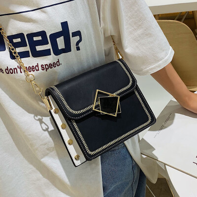 

Wild small bag senior sense female bag 2019 new fashion shoulder bag summer small fresh wild ins messenger bag