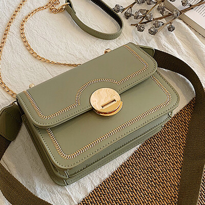 

Texture womens bag 2019 summer new network celebrity chain oblique carry bag 100 lap embroidery wide shoulder belt small square b