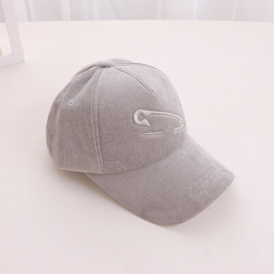 

Korean version of the new ladies outdoor sports sun visor Sun Hat corduroy embroidered Cap baseball cap