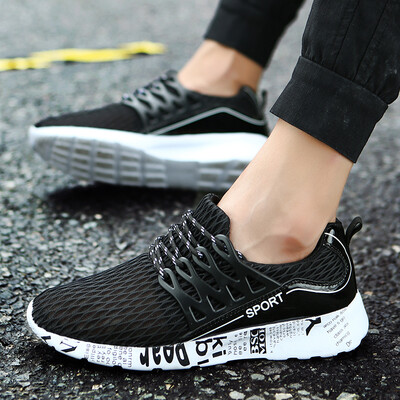 

Half-slipper male couple sandals mesh in autumn outdoors in summer wearing sandals tidal shoes sandy beach cave mens shoes