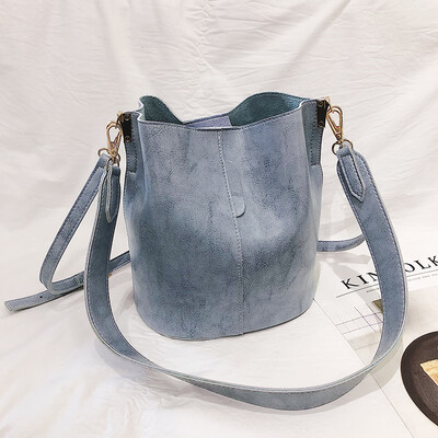 

Retro bag female 2019 new Korean fashion casual texture wild wide shoulder strap billiard Messenger bucket bag
