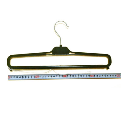 

Yixiao two-hole plastic hangers 37CM300 box 27CM & 29CM400 box MOQ 2 boxes 13869