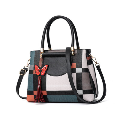

2019 spring&summer new Korean ladies bag cool fashion big bag female shoulder slung handbag