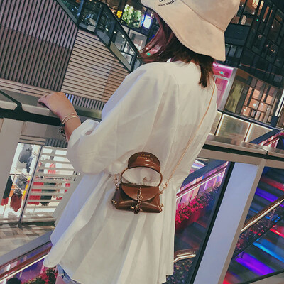 

2019 New Metal Ring Handle Women Handbag Luxury Designer Mini Cute Tote Bag Chain Rivet Shoulder Bag Fashion Messenger Bag Bolso