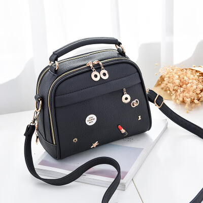 

Womens bag 2018 new wild handbag Han Chao personality small square bag female summer shoulder Messenger bag female one generation