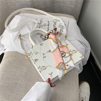 

Advanced sense bag foreign air bag 2019 new wave Korean version of the wild Messenger bag lace scarf fashion handbag
