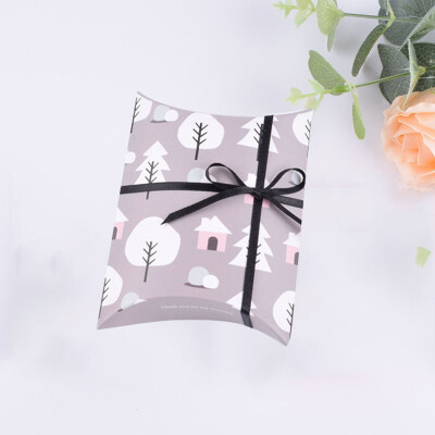 

FUNNYBUNNY Mini Pillow Case Small Gift Box Wholesale Design Beautiful Small Sen Pillow Case Gift Box Christmas Tree Decorations