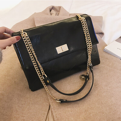 

Spring&summer retro bag female 2019 new Hong Kong style fashion casual lock buckle wild chain shoulder slung small square