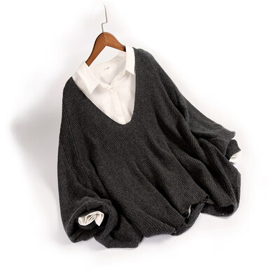 

KUN XUAN Loose womens V-neck bat sweater Sweater Casual geometric stitching elements 7937