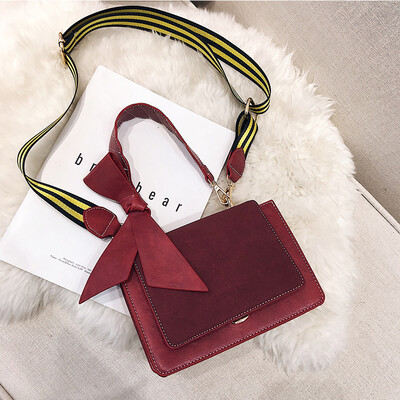 

Spring&summer Scrub bag female 2019 new wave Korean version of the wild single shoulder diagonal portable fashion wide shoulder strap small square bag