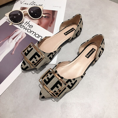 

Womens pointed flat sole sandals Korean version of Baitao summer shallow flat heel fashion womens shoes