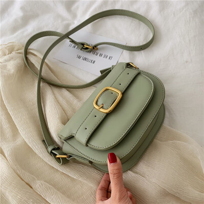 

Summer new small bag female 2019 new wave Korean version of the wild single shoulder slung fashion contrast color semi-circle saddle bag