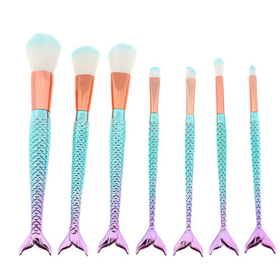 

7pcs Green Gradient Purple Beauty Fishtail Makeup Brush Set