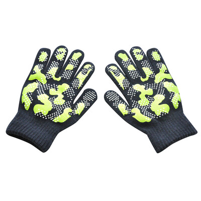 

Tailored Men Women Winter Warm Knitted wapiti Camouflage Pint Screen Cute Gloves