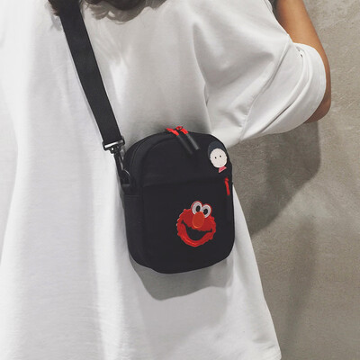 

Female bag 2019 new girl fashion canvas bag summer small fresh messenger bag wild ins foreign air shoulder bag