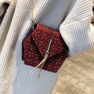 

Net red texture fashion foreign gas chain bag high-grade small bag female 2019 new wave Korean version of the chic Messenger bag