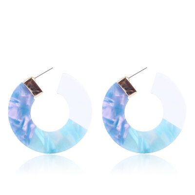 

Resin Stud Earrings with Golden Plated Alloy Findings Letter C LightBlue 45mm