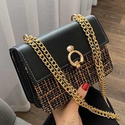 

Bags women 2019 new ring buckle Niu Nose flip shoulder slung small fashion chain bag
