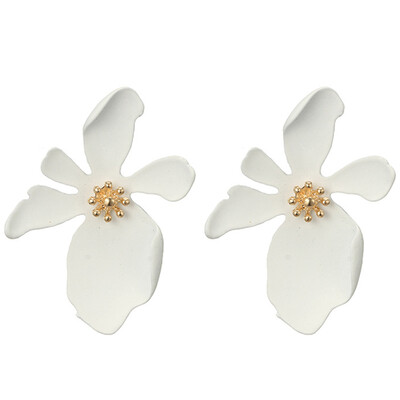 

New Fashion Daisy Petal Flowers Earrings Personality Hyperbole Wild Temperament Pendientes For Women Jewelry Charm