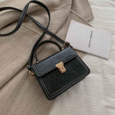 

Tailored Womens Leather Messenger Handbags New Fashion Small Shoulder Bag Casual Packet