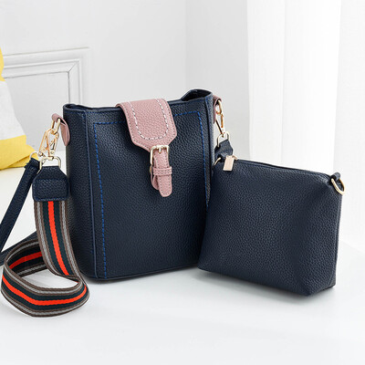 

Female bag 2019 spring new cool Korean fashion handbag shoulder Messenger bag bun bag