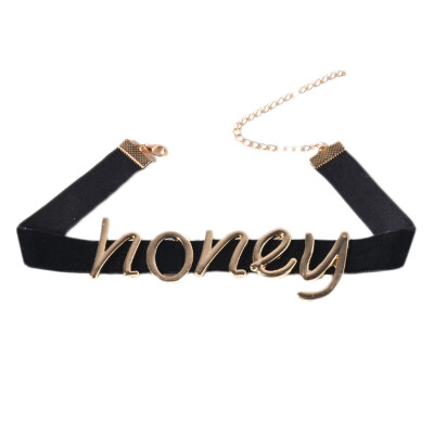 

Elegant Black Velvet Gold Alloy Love Choker Necklace Women Metal Honey Letters Collar Necklaces Jewelry Accessories