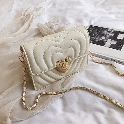 

Ins advanced sense of foreign style heart-shaped small square bag womens new 2019 Korean version of love chain shoulder Messenger