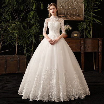 

Elegant Lace Embroidery Wedding Dress With Big Train High Neck Half Sleeve Wedding Gown Vintage Bridal Gown
