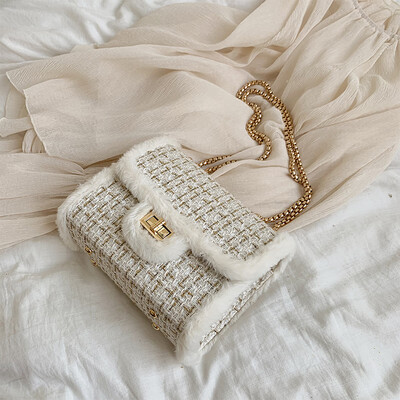 

Chic chain bag early autumn leisure lock small square bag new 2019 plush womens bag single shoulder bag oblique satchel bag
