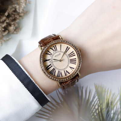 

New womens watch Korean fashion large dial belt retro womens watch waterproof quartz watch